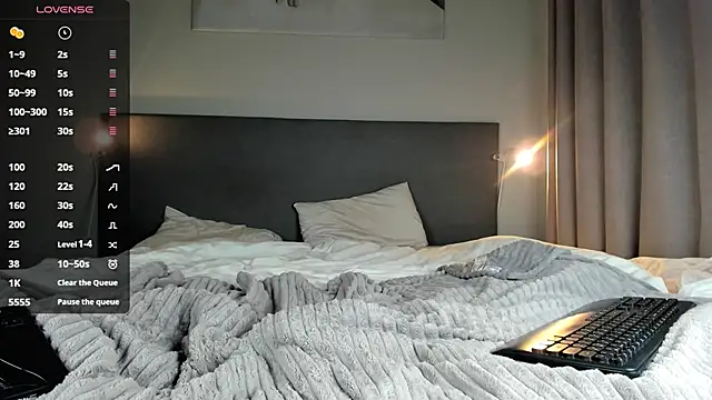 Snapshot of jesssicamooon chatting on March 2025 10:27:02 PM jesssicamooon online show from March 2025 10:27:02 PM