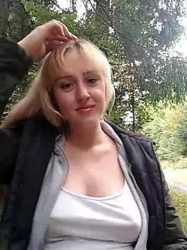 Snapshot of SherryOutdoor1 chatting on October 2025 08:23:02 AM SherryOutdoor1 online show from October 2025 08:23:02 AM