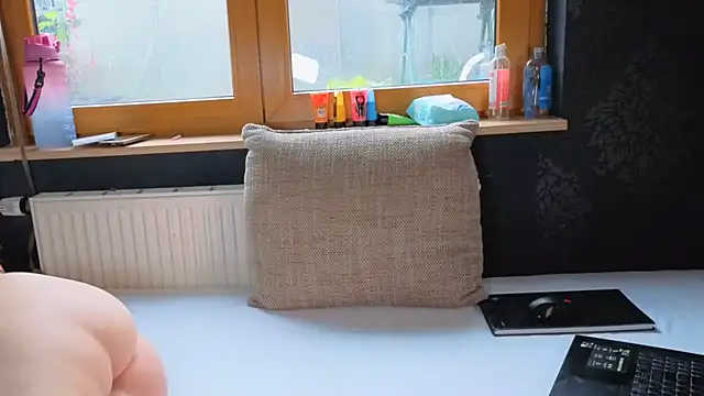 Snapshot of SherryOutdoor1 chatting on October 2025 07:45:01 AM SherryOutdoor1 online show from October 2025 07:45:01 AM