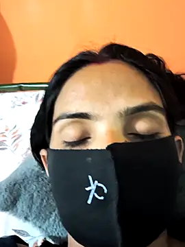 cute simmy0 online show from April 2026 06:43:01 PM