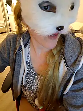 Hexe12346 online show from March 2026 06:34:02 PM