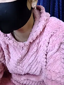 Snapshot of kaveerpooja947 chatting on November 2025 04:40:02 PM kaveerpooja947 online show from November 2025 04:40:02 PM