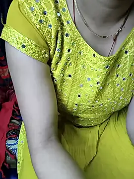 Snapshot of kaveerpooja947 chatting on January 2026 03:17:02 PM kaveerpooja947 online show from January 2026 03:17:02 PM