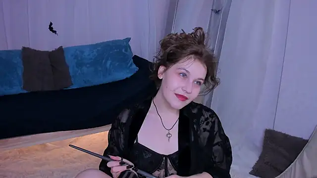 Snapshot of Colleen_Blake chatting on October 2025 05:02:02 PM Colleen Blake online show from October 2025 05:02:02 PM