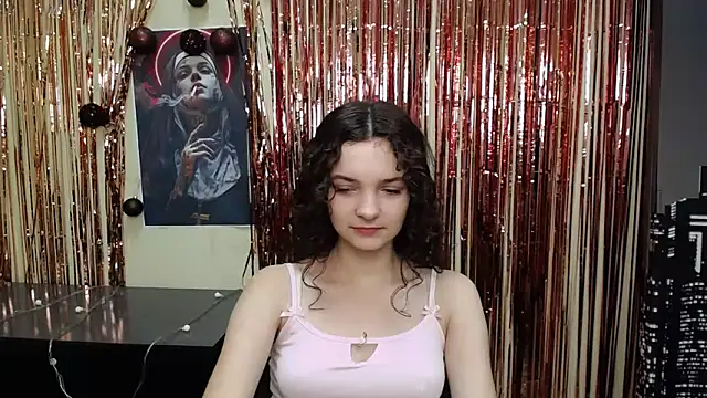 Snapshot of _SusieSu_ chatting on January 2025 07:21:01 AM SusieSu online show from January 2025 07:21:01 AM