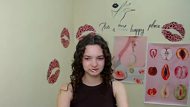 Snapshot of _SusieSu_ chatting on January 2025 01:19:02 PM SusieSu online show from January 2025 01:19:02 PM