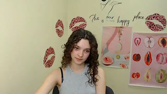 Snapshot of _SusieSu_ chatting on February 2025 10:26:02 AM SusieSu online show from February 2025 10:26:02 AM