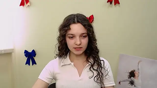 Snapshot of _SusieSu_ chatting on February 2025 10:45:01 AM SusieSu online show from February 2025 10:45:01 AM