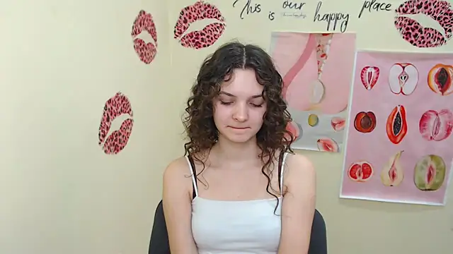 Snapshot of _SusieSu_ chatting on February 2025 10:30:02 AM SusieSu online show from February 2025 10:30:02 AM