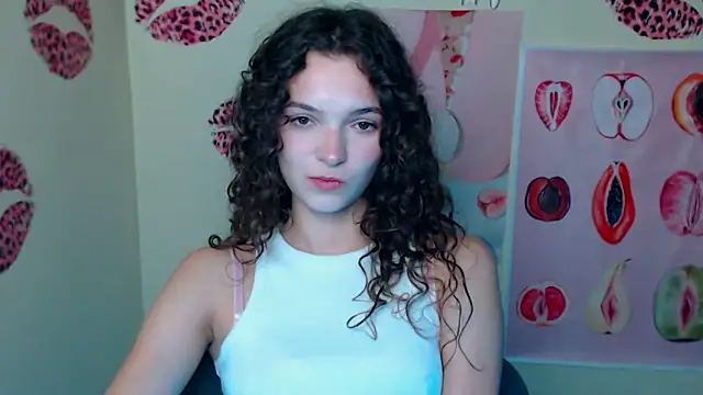 Snapshot of _SusieSu_ chatting on October 2025 12:30:02 PM SusieSu online show from October 2025 12:30:02 PM