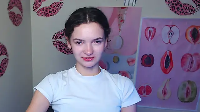 Snapshot of _SusieSu_ chatting on November 2025 01:11:02 PM SusieSu online show from November 2025 01:11:02 PM