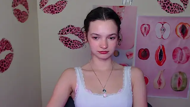 Snapshot of _SusieSu_ chatting on December 2025 01:27:02 PM SusieSu online show from December 2025 01:27:02 PM