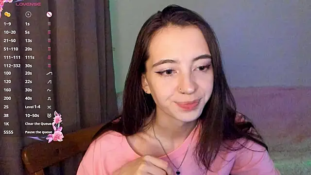 EvaBradley online show from November 2025 07:02:02 PM