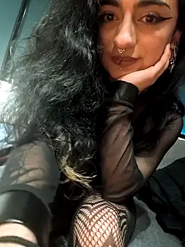 Lila Desiree online show from December 2025 01:12:02 AM