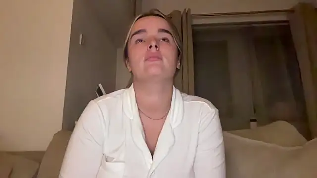 maisiesmithx online show from October 2025 12:13:01 AM