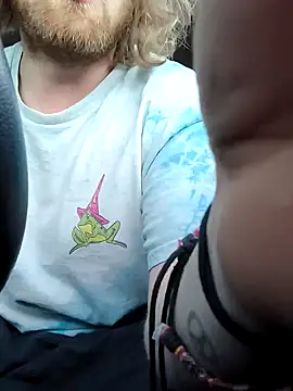 Snapshot of DrownMentallyyy chatting on January 2025 03:49:01 PM DrownMentallyyy online show from January 2025 03:49:01 PM