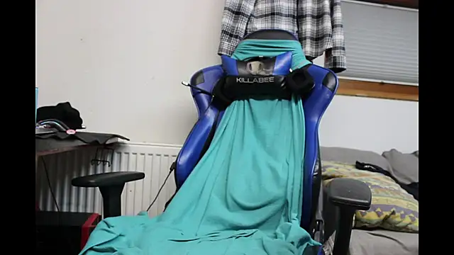 Snapshot of DrownMentallyyy chatting on January 2025 09:54:01 PM DrownMentallyyy online show from January 2025 09:54:01 PM