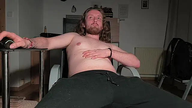 Snapshot of DrownMentallyyy chatting on November 2025 03:01:02 AM DrownMentallyyy online show from November 2025 03:01:02 AM