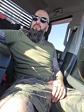 Snapshot of Beardedtattood chatting on July 2026 11:49:02 AM Beardedtattood online show from July 2026 11:49:02 AM