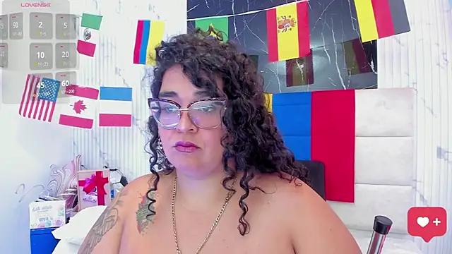 Reginavegaa online show from June 2026 11:44:01 AM