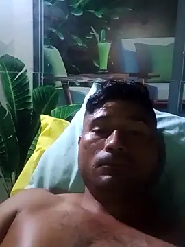 Snapshot of Diogo100 chatting on September 2025 02:15:02 AM Diogo100 online show from September 2025 02:15:02 AM