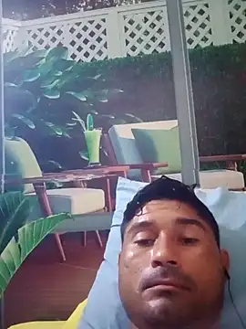 Snapshot of Diogo100 chatting on November 2025 08:53:01 PM Diogo100 online show from November 2025 08:53:01 PM