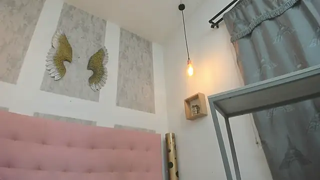 zhamira 21 online show from December 2025 08:06:02 PM