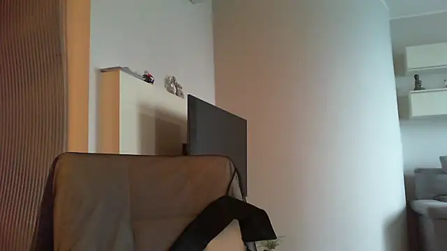   Angel78   online show from October 2025 12:38:02 PM