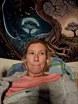 Snapshot of yola181 chatting on January 2025 12:57:02 AM yola181 online show from January 2025 12:57:02 AM