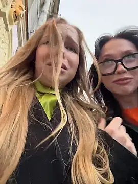 mur girl online show from October 2025 01:03:02 PM