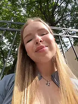 mur girl online show from July 2026 12:12:01 PM