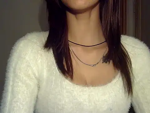 Snapshot of MAAYRA_09 chatting on December 2025 01:47:02 AM MAAYRA 09 online show from December 2025 01:47:02 AM