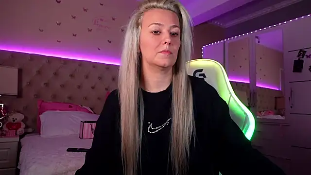 Alicia007 online show from March 2026 03:51:01 PM