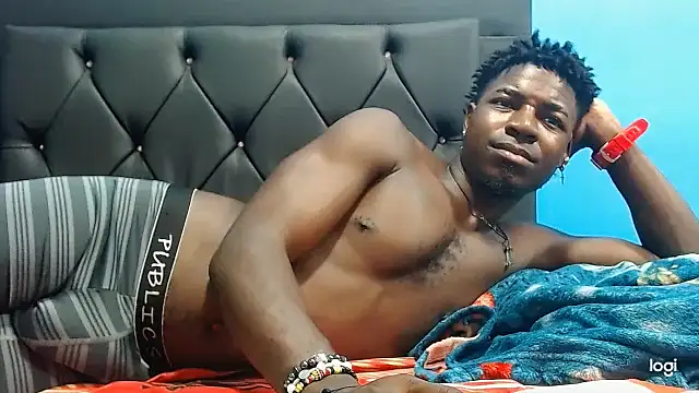 Snapshot of jaycolinss chatting on February 2026 11:58:01 PM jaycolinss online show from February 2026 11:58:01 PM