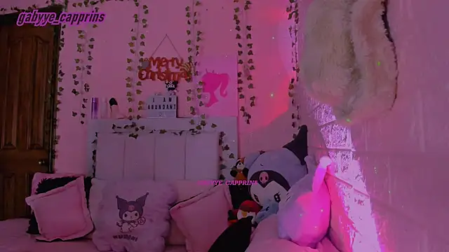 gabyye capprins online show from December 2025 12:04:01 AM