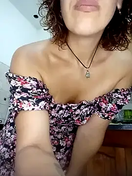 Snapshot of Mardul-ce chatting on February 2025 01:20:01 PM Mardul-ce online show from February 2025 01:20:01 PM