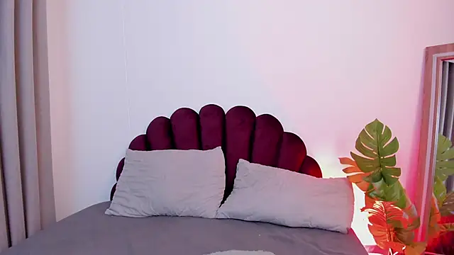 SweetGirl       online show from April 2026 08:59:01 AM