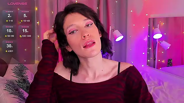 Snapshot of Kolette_Gray chatting on December 2024 06:50:01 PM Kolette Gray online show from December 2024 06:50:01 PM