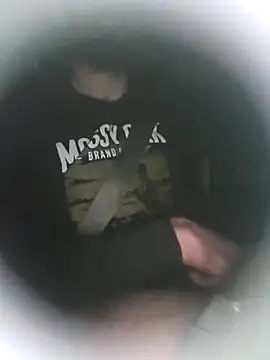 Snapshot of Spunwhiteboy1992 chatting on December 2025 03:36:01 AM Spunwhiteboy1992 online show from December 2025 03:36:01 AM