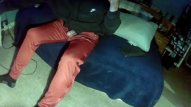 Snapshot of Spunwhiteboy1992 chatting on December 2025 08:56:02 AM Spunwhiteboy1992 online show from December 2025 08:56:02 AM