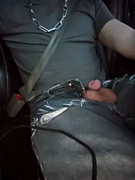 Snapshot of Spunwhiteboy1992 chatting on February 2026 11:25:02 PM Spunwhiteboy1992 online show from February 2026 11:25:02 PM