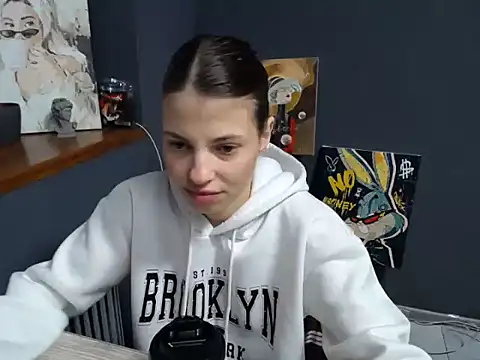 felicity gold online show from December 2025 07:14:02 AM