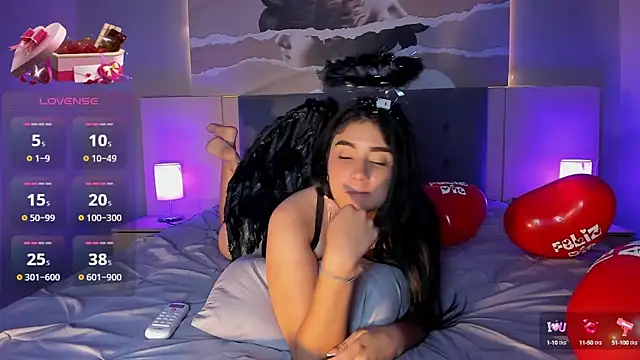 Belliinda 21 online show from February 2025 09:59:01 PM