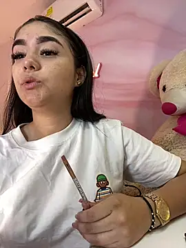 Belliinda 21 online show from March 2026 06:58:02 PM