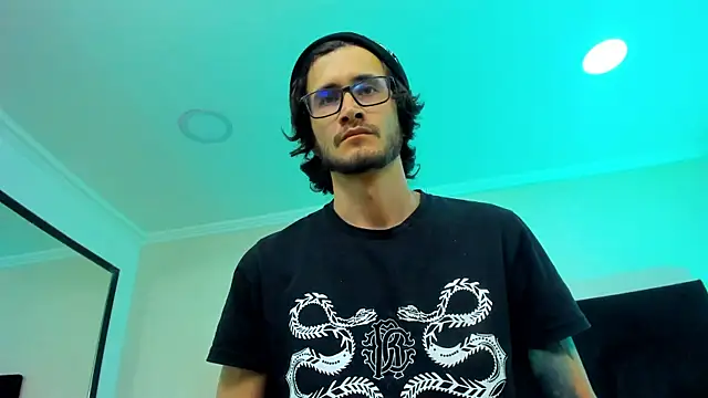 Loggan donnelly online show from February 2025 01:11:01 AM