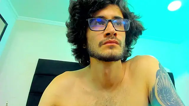 Loggan donnelly online show from February 2025 02:23:01 AM