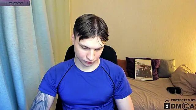 handsome guy01 online show from February 2026 02:53:02 PM