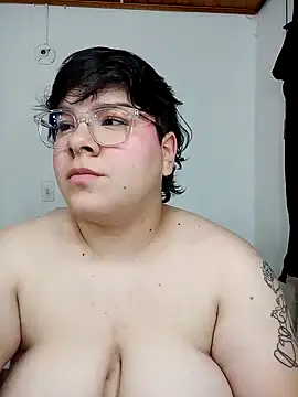 amalia love online show from December 2024 04:04:02 PM