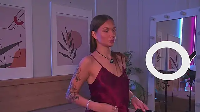 Snapshot of ViolaFlirt chatting on November 2025 04:18:02 AM ViolaFlirt online show from November 2025 04:18:02 AM