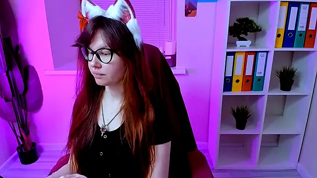 CarolGiggly online show from October 2025 12:05:01 PM